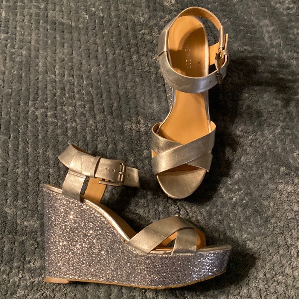 Nine West silver sparkly leather platforms